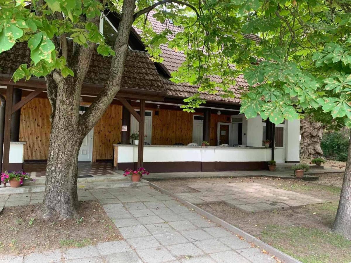Platan Ueduelo Διαμέρισμα Balatonlelle Εξωτερικό φωτογραφία